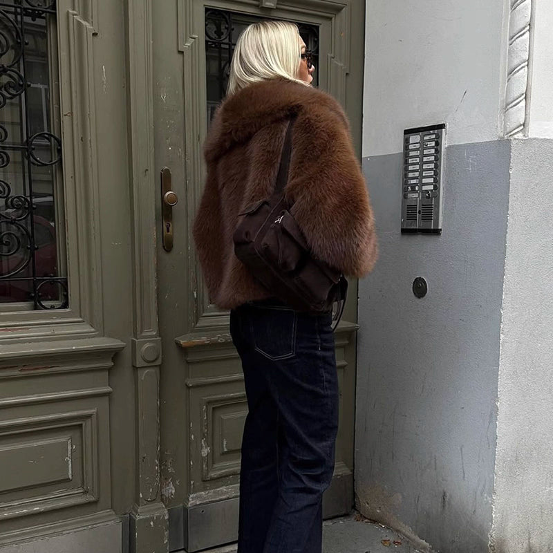 Elegance brown cozy fluffy jacket