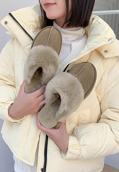 cozy UGG`s slides