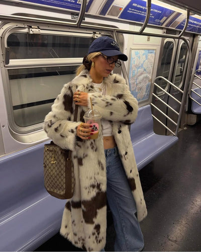 Viral Noelia fluffy patch coat