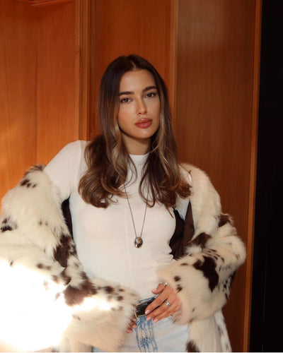 Viral Noelia fluffy patch coat
