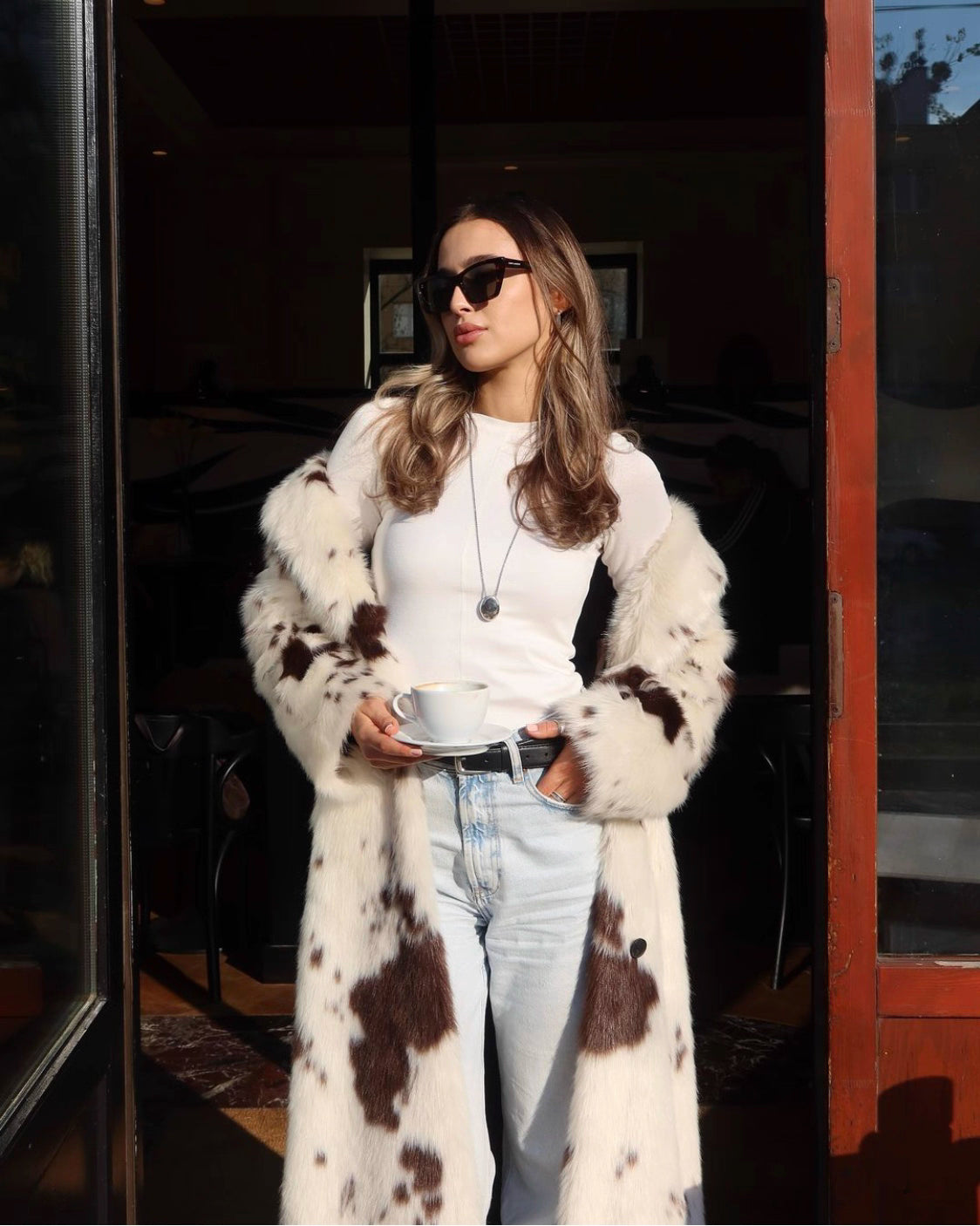 Viral Noelia fluffy patch coat