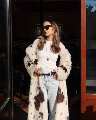 Viral Noelia fluffy patch coat
